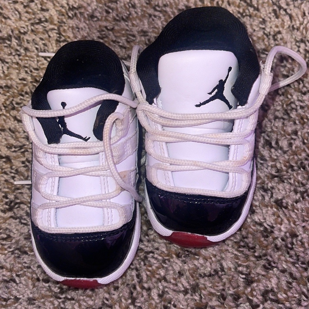 Jordan’s size 4C